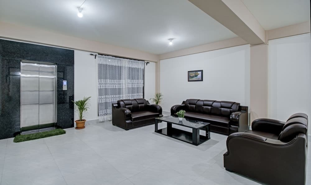 Treebo Staying Center