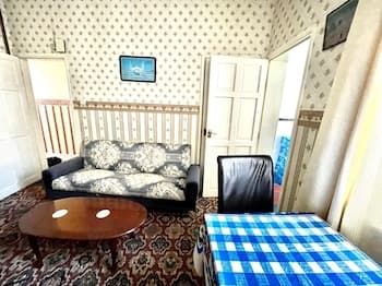 Lovely 3-bed House in Coventry Airbnb Property