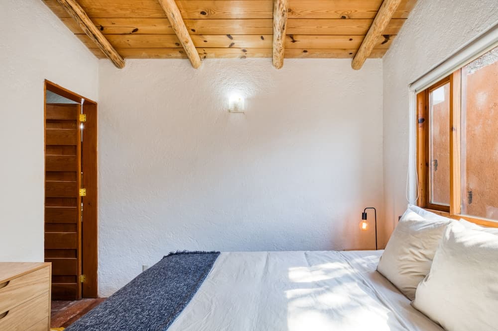 Luxury 3BR Cabin, Lakeview in Valle de Bravo