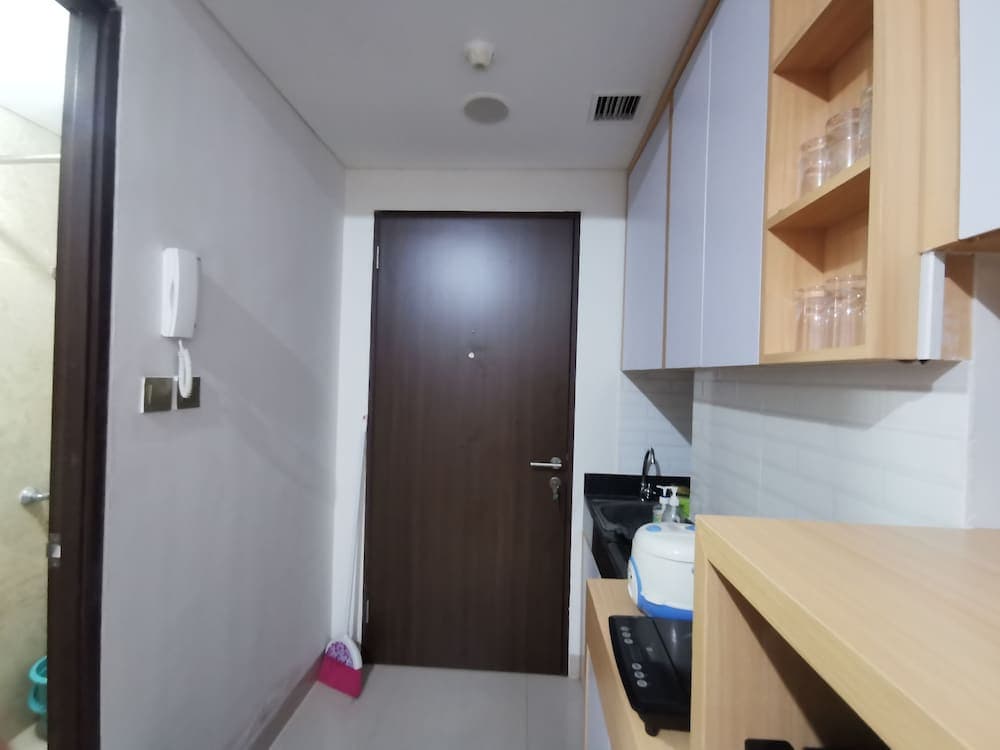 ARSAKHA Transpark Cibubur By Hennys One