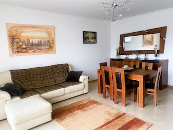 3 Bedroom Flat Aguiar