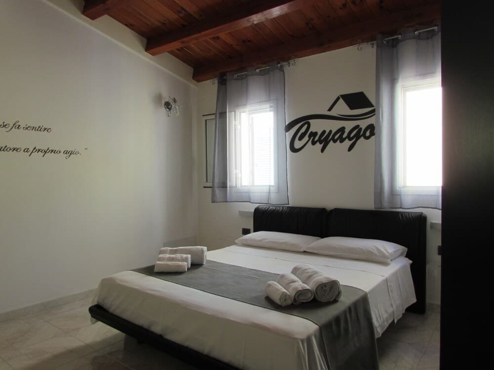 Bed and Breakfast CryAgo