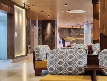 Paragon Hotel and Resort