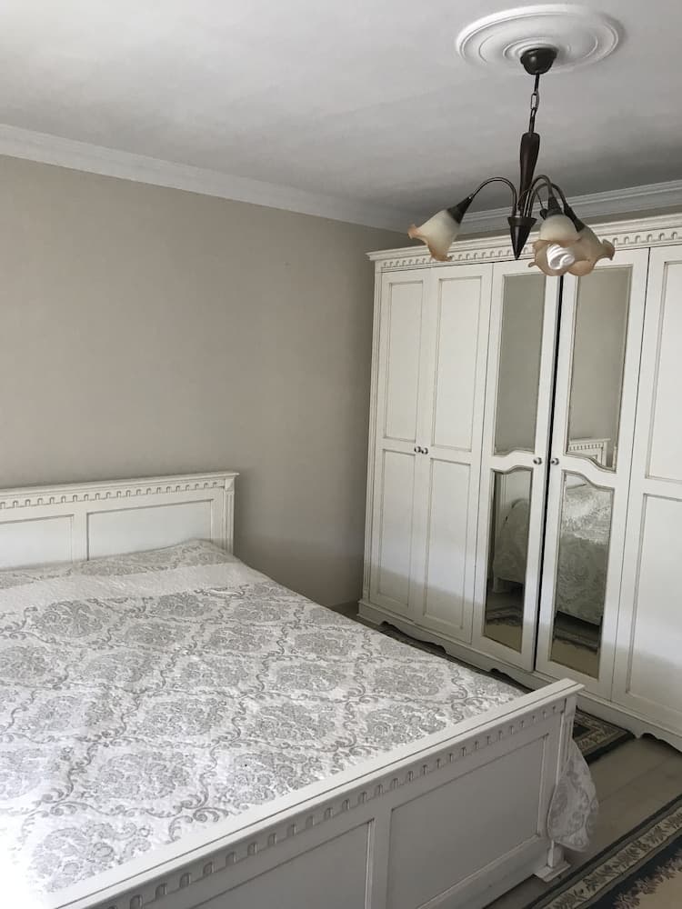 Karabina Village Houses