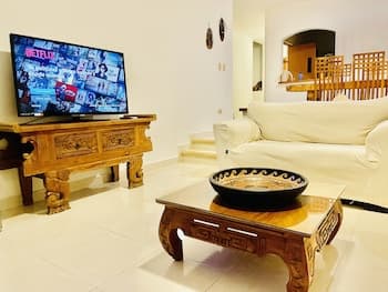 Gorgeous 8 People Villa With Pool Playacar Phase 2