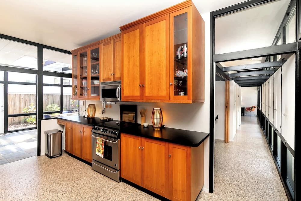 Mid Century Modern Weekly Winter Rates!