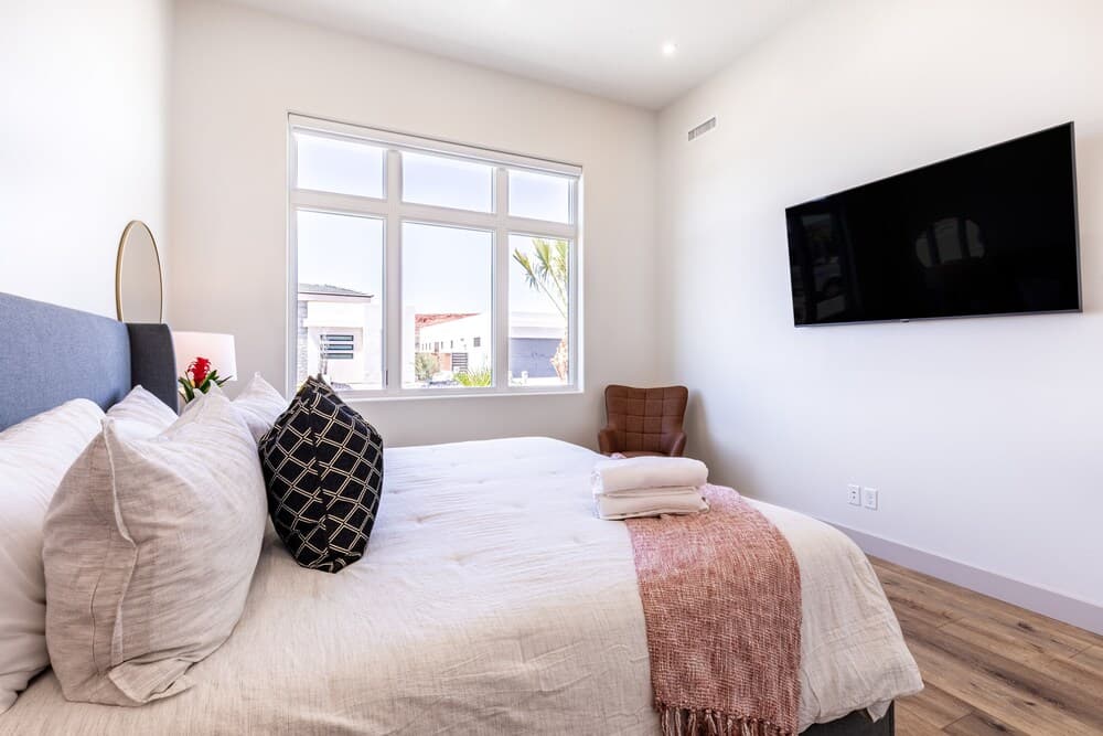 Sun Seeker 2 Bedroom Home by RedAwning