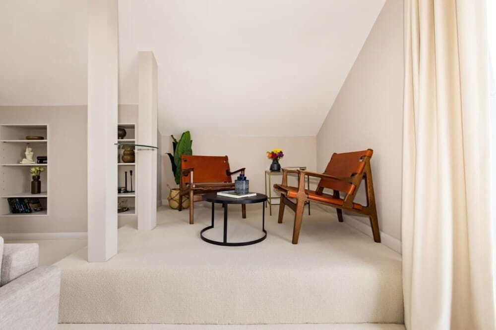 The Chelsea Bolthole - Stunning 1bdr Flat With Balcony