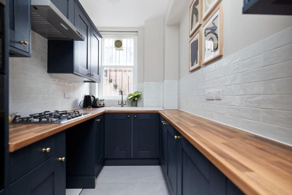 The Kensington and Chelsea - Elegant 3bdr Flat