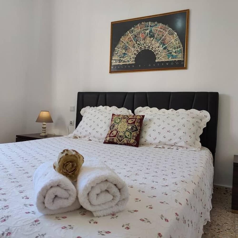 Nefeli s House in Paradisi