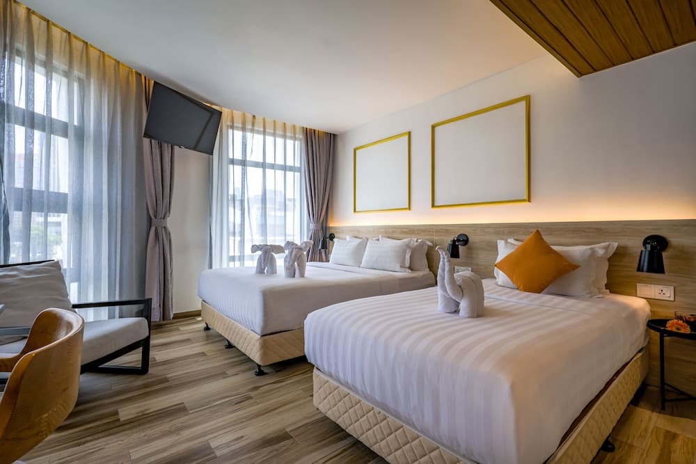 Santa Grand Classic Chinatown