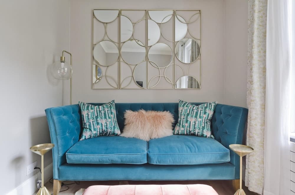 Sweet Modern 1 bed House in Shepherds Bush w Parking