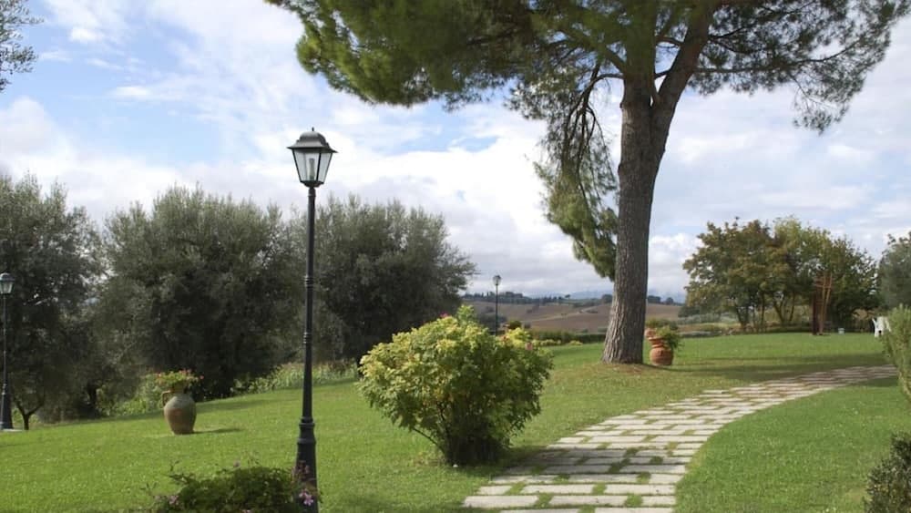 Villa del Lago Independent Villa up to 18 Guests Private Pool-villa DEL Lago