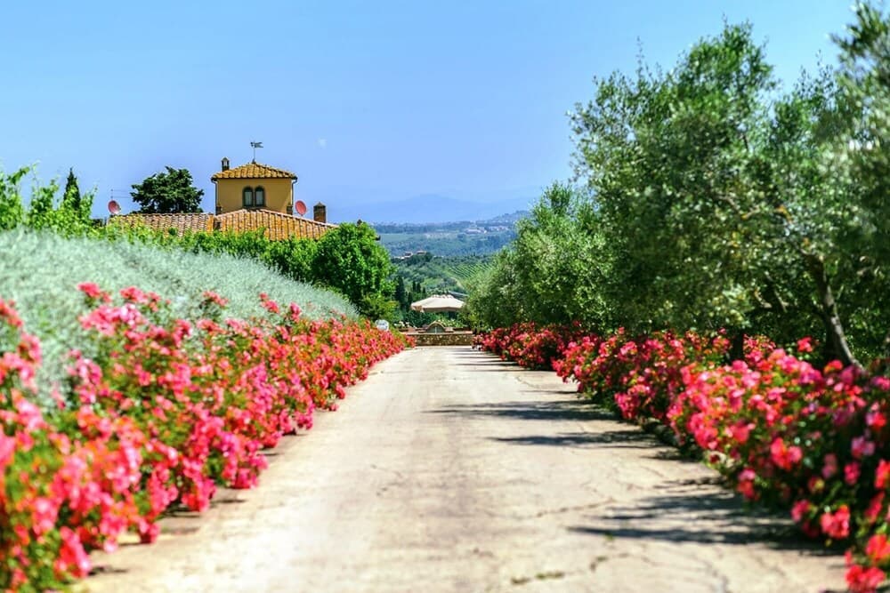 Luxury Villa 20 Beds Pool Jacuzzi Wellness Area-villa Incanto