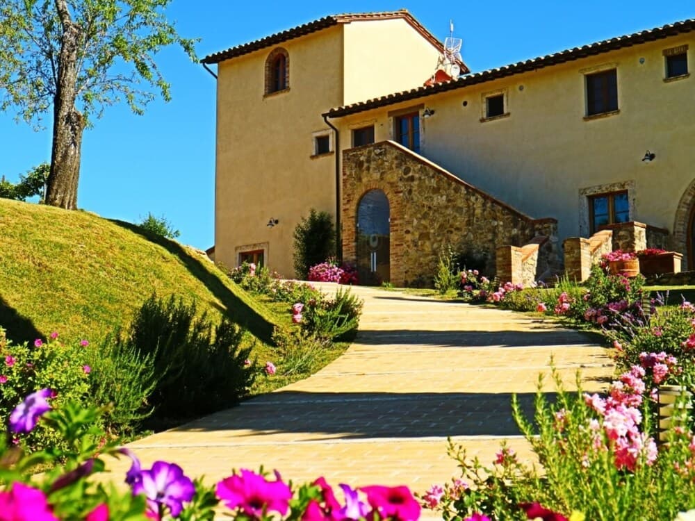 Luxury Villa With spa in Val d Orcia-villa LE Buche