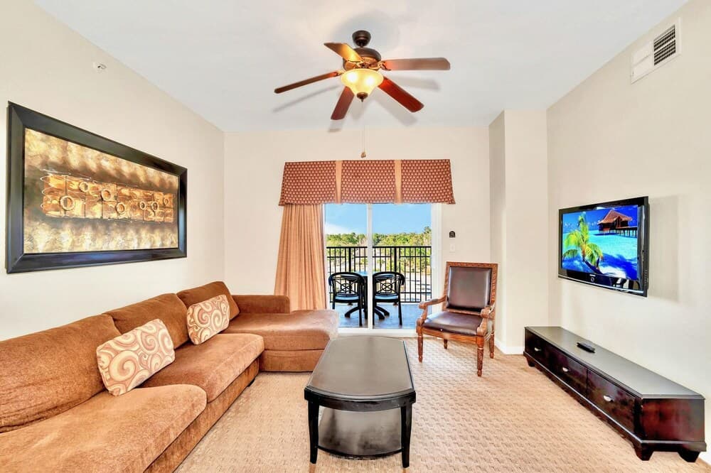 2BR Resort Suite - Balcony w Fountain View