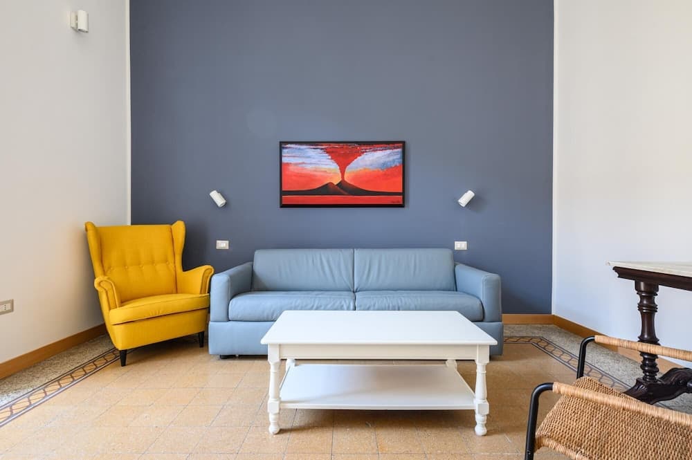 Via Cairoli 60 in Arenaccia