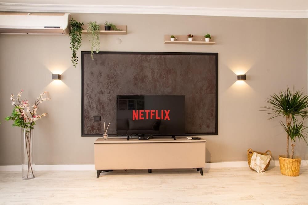 Gorgeous Flat With Balcony in Izmir Konak