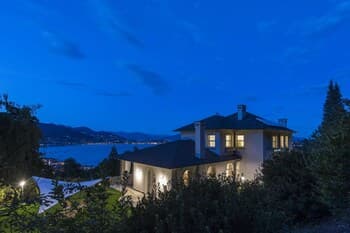 Elegant Villa With Splendid Lakeview Pool Jacuzzi Fitness and Wellness Area -villa Ninfea DEL Lago