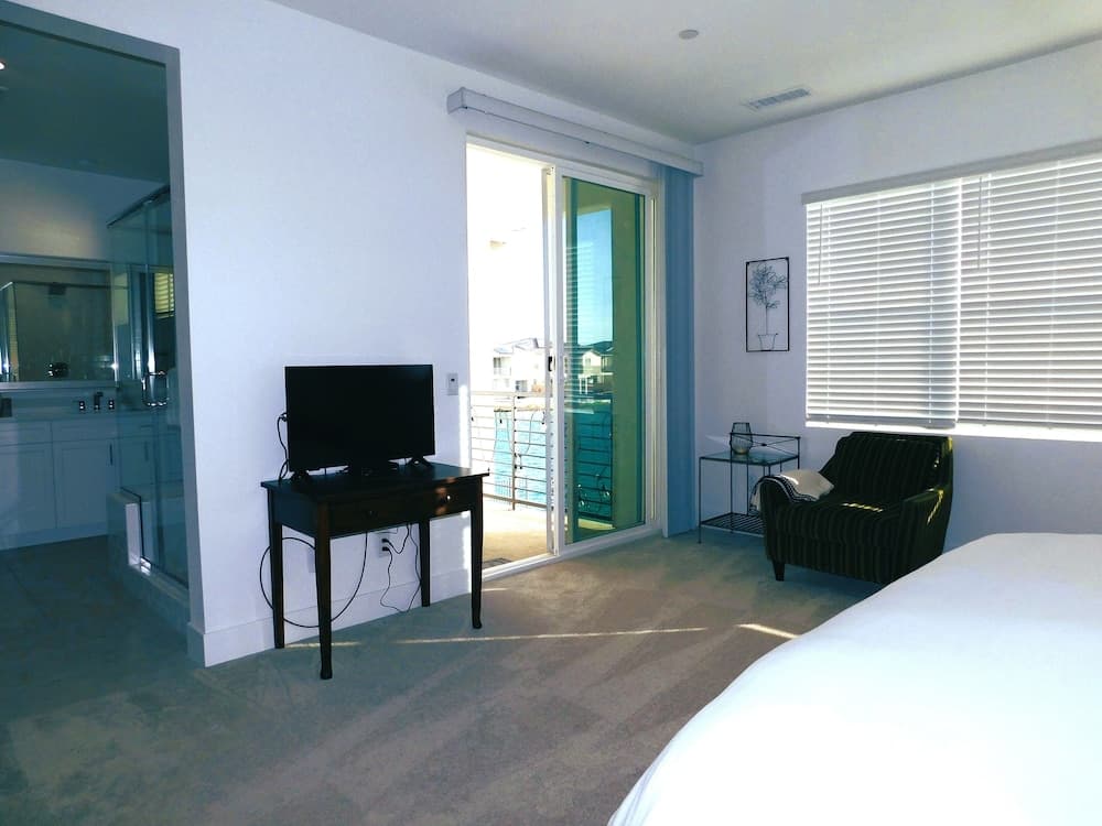 Lakeside in the Desert