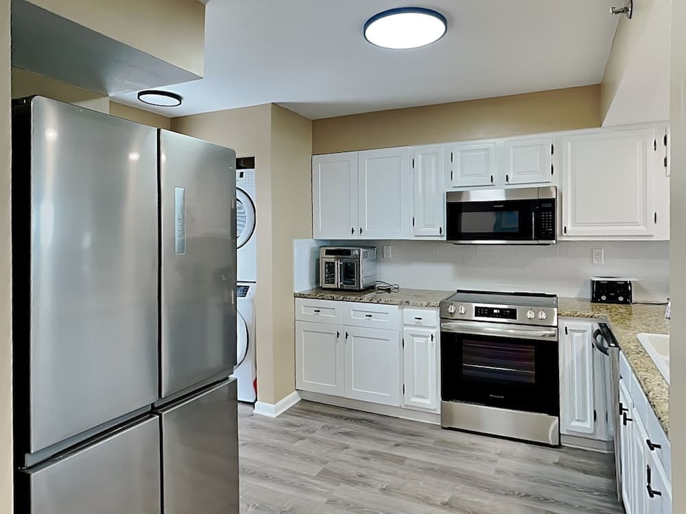 Emerald Towers by Southern Vacation Rentals