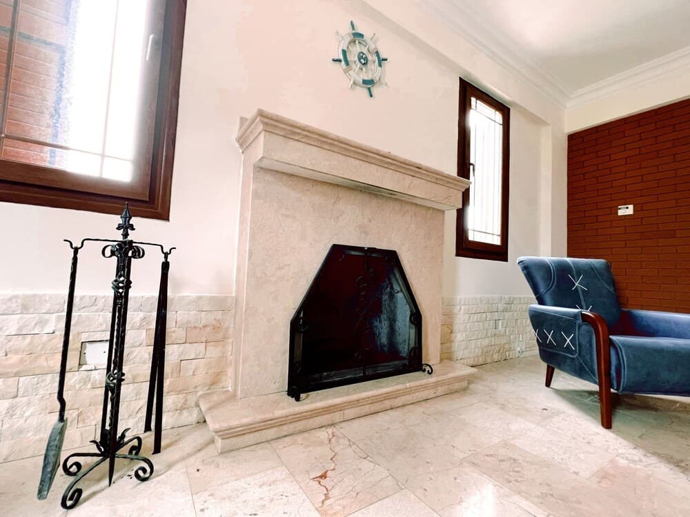 Separate Villa With Pool and Garden in Lefkosa