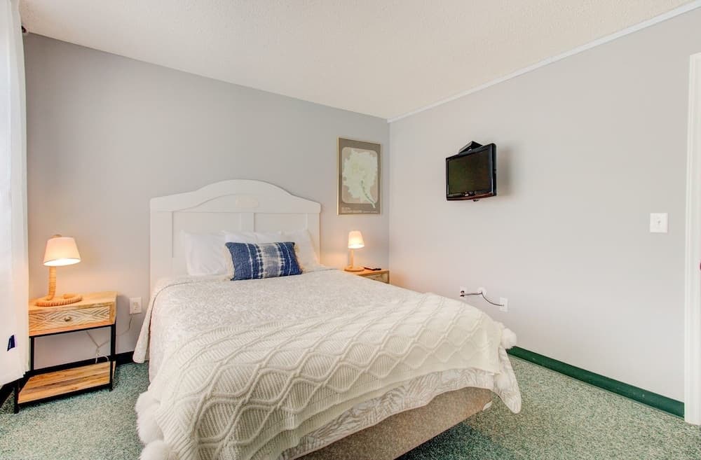 0214 Sunny Point 2 Bedroom Condo