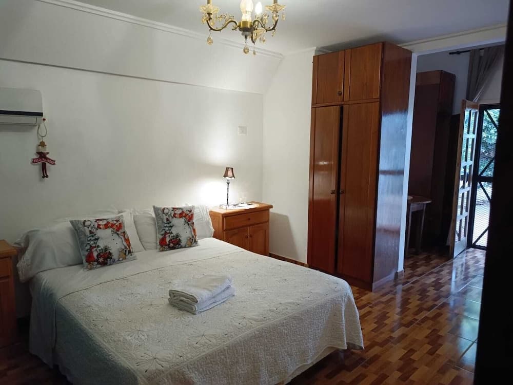 Casa Folks Bed and Breakfast