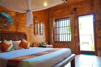 Hmong Village Resort