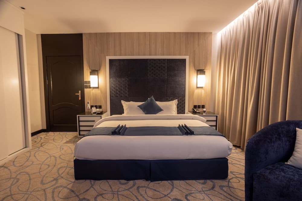 Skyline Hotel & suites