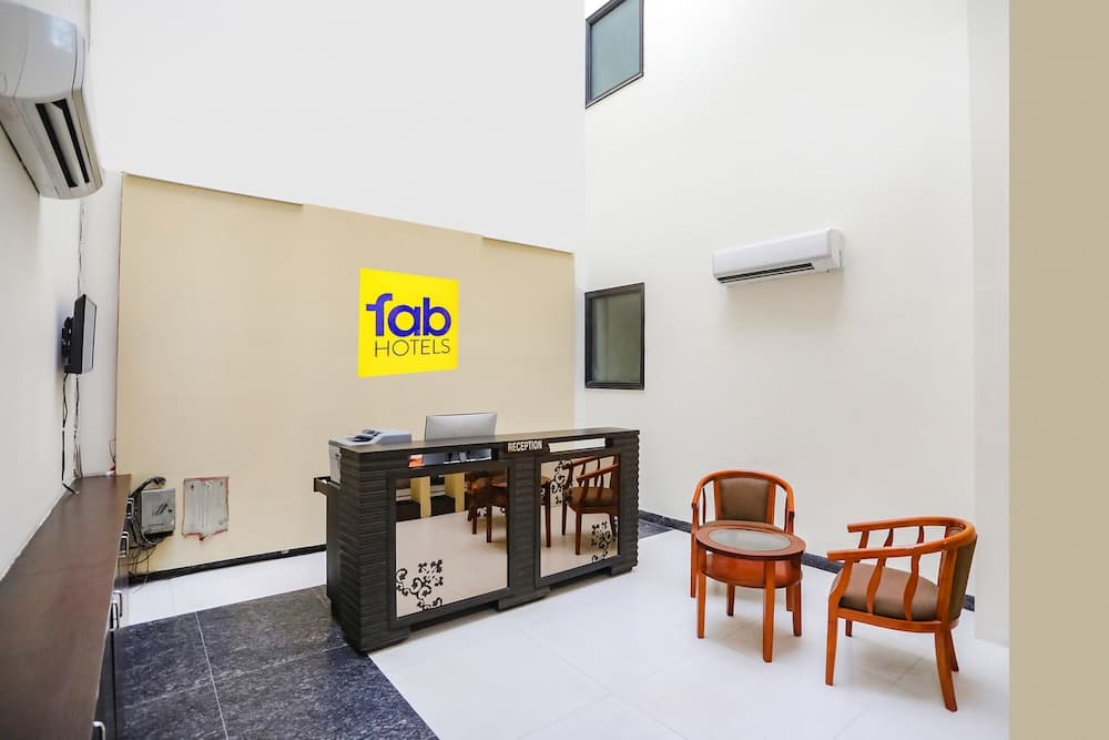 Fabhotel The Airport Residency