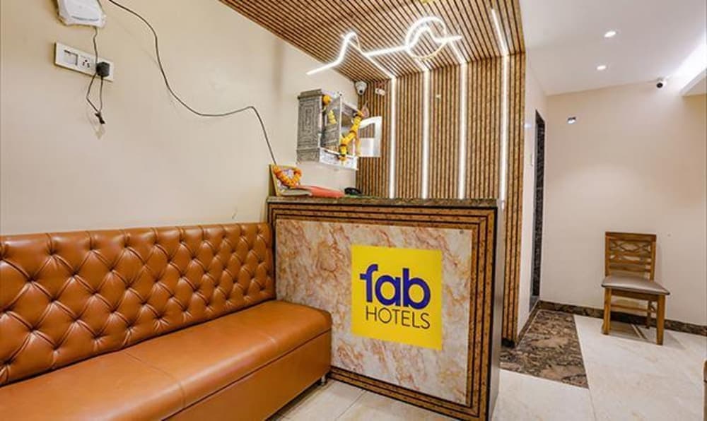 Fabhotel New Prince Palace