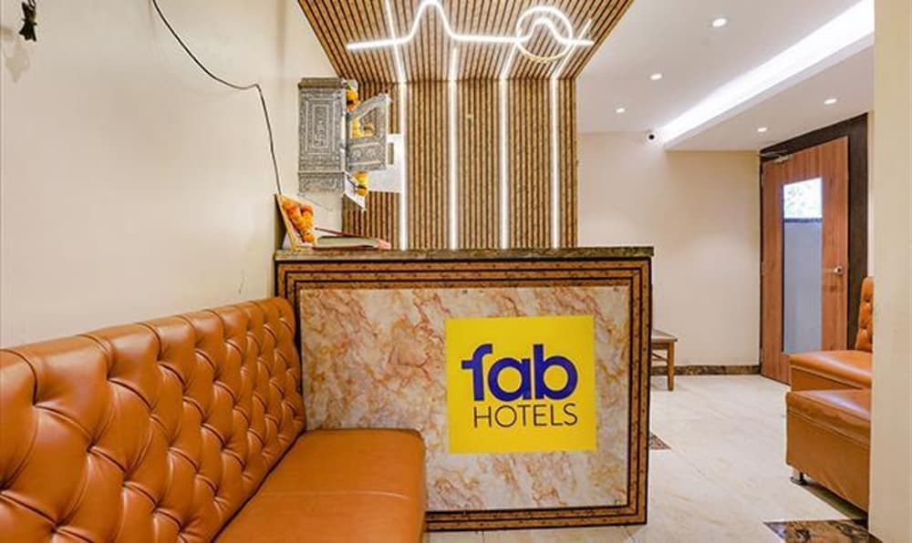 Fabhotel New Prince Palace