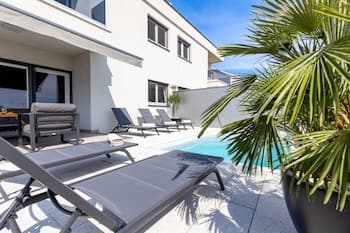 Holiday Home Miriam Kastela With a Private Pool