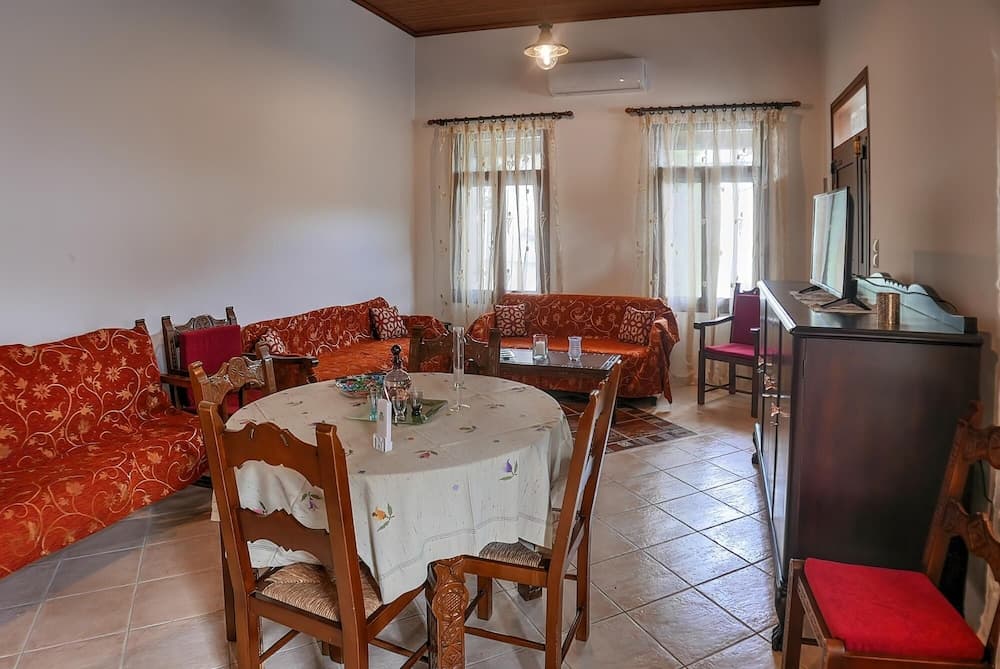 Stone Traditional House In Agia Paraskevi