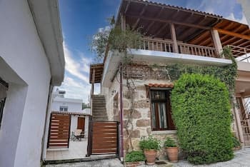 Stone Traditional House In Agia Paraskevi