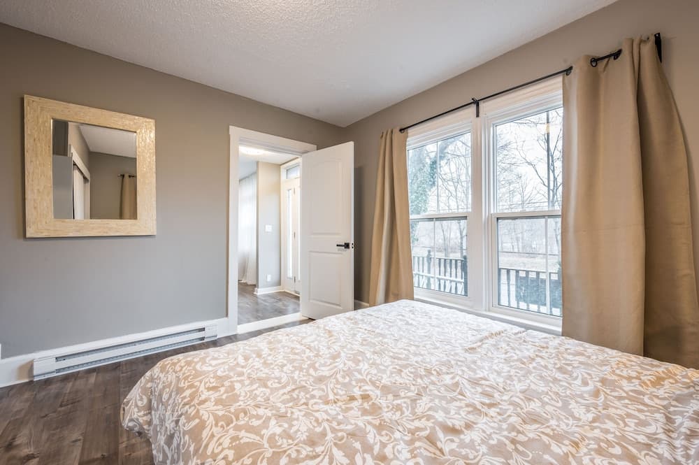 3 BR Cozy Chic Oasis