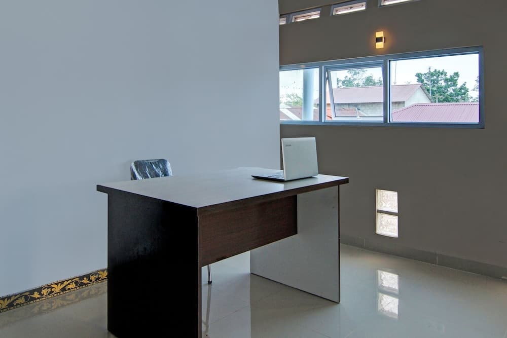 Hotel O Putri Homestay Syariah Near SPBU 14.282.694 (Air Hitam)