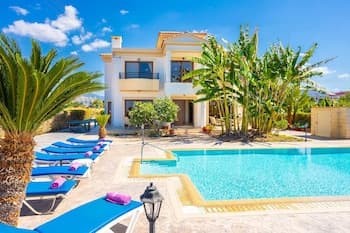 Villa Dora in Argaka