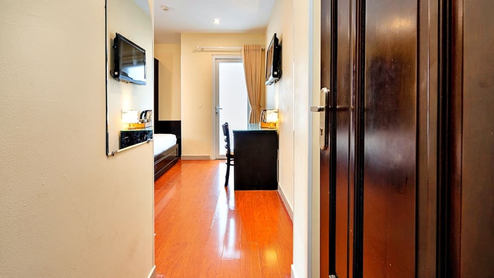 HANZ 4013 Hotel Saigon