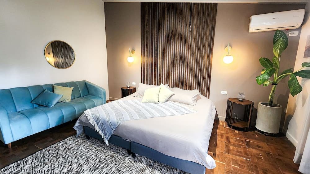 Luxury Villa In Aguacatala