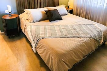 Luxury Villa In Aguacatala