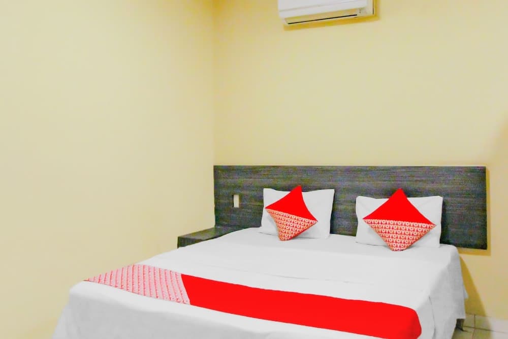 OYO 90259 Apollo Inn