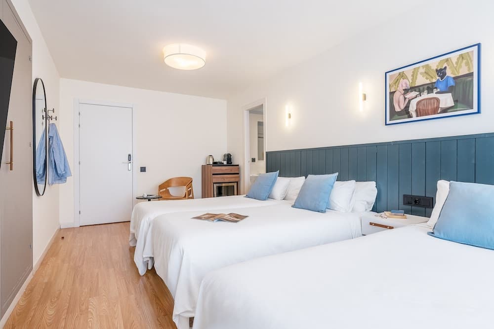 Granada Suites by Olala Homes