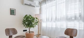 Olala Granada Suites