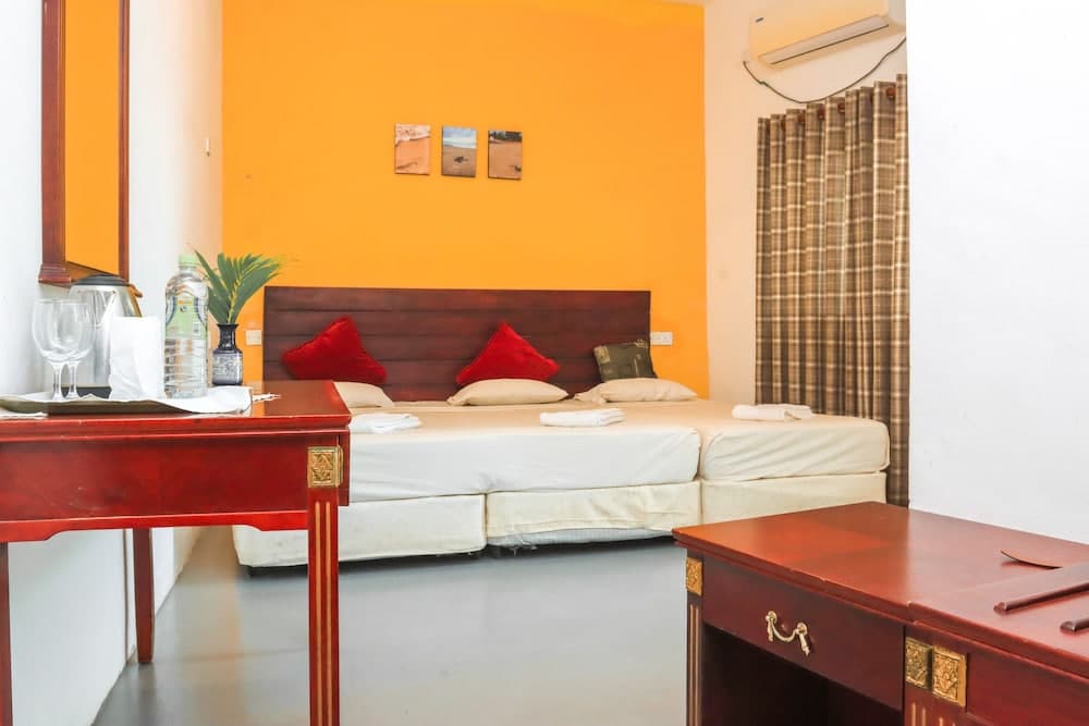 New Tristar Beach Hotel