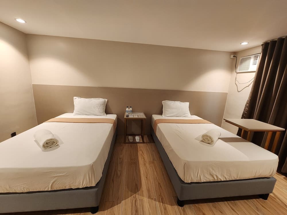 TRAVELITE EXPRESS HOTEL LA UNION