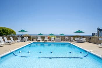 Atlantic Bluffs Club