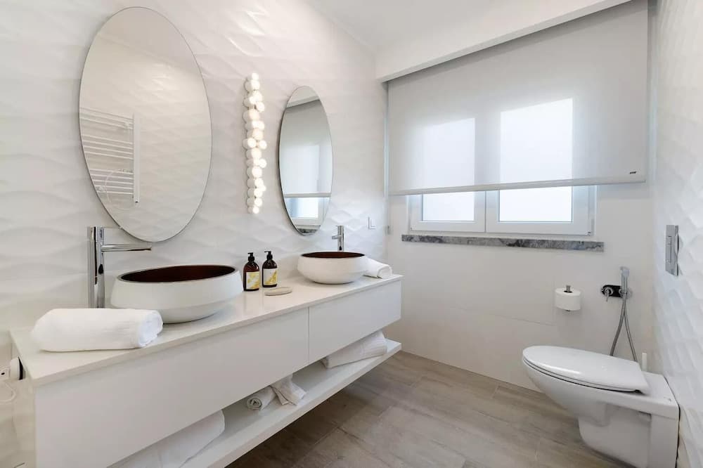 Impeccable 4-bed House in São Domingos de Rana