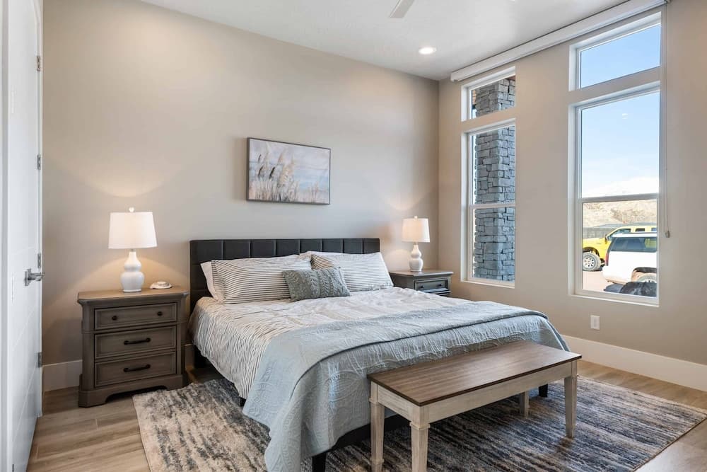 The Whole Cake 12 Bedroom Home